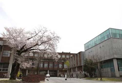 日本工學(xué)院