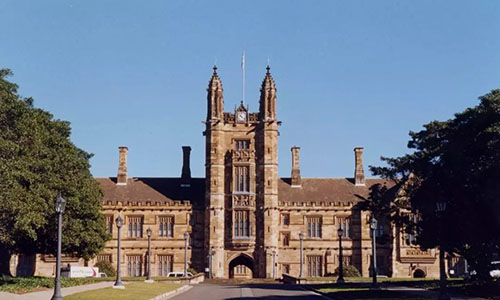 杜克大學