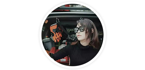 Cynthea Hu(胡老師)