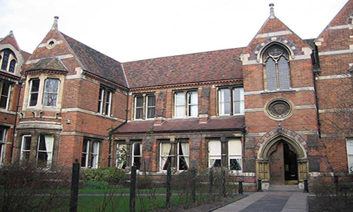 英國諾丁漢特倫特大學(xué)