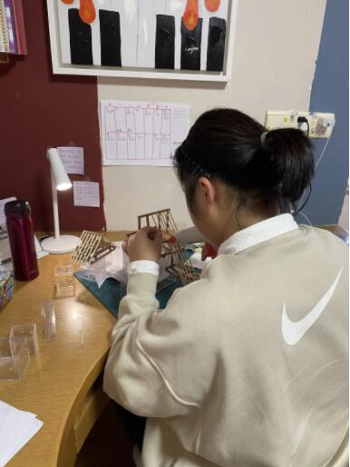 建筑設(shè)計作品集靈感來源于俄烏戰(zhàn)爭，探討救贖與同情